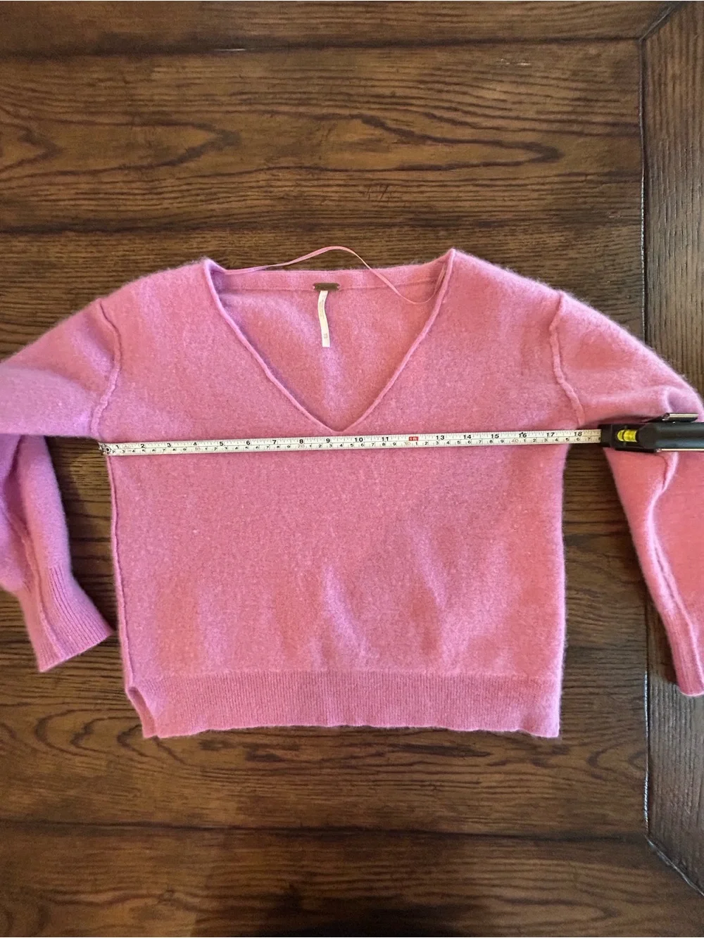 Free People pink cashmere cropped sweater